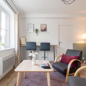 Apartment Hypercentre Stations Superb Apartment!, Lille