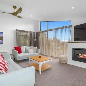  Holiday home Redwoods Getaway New Zealand
